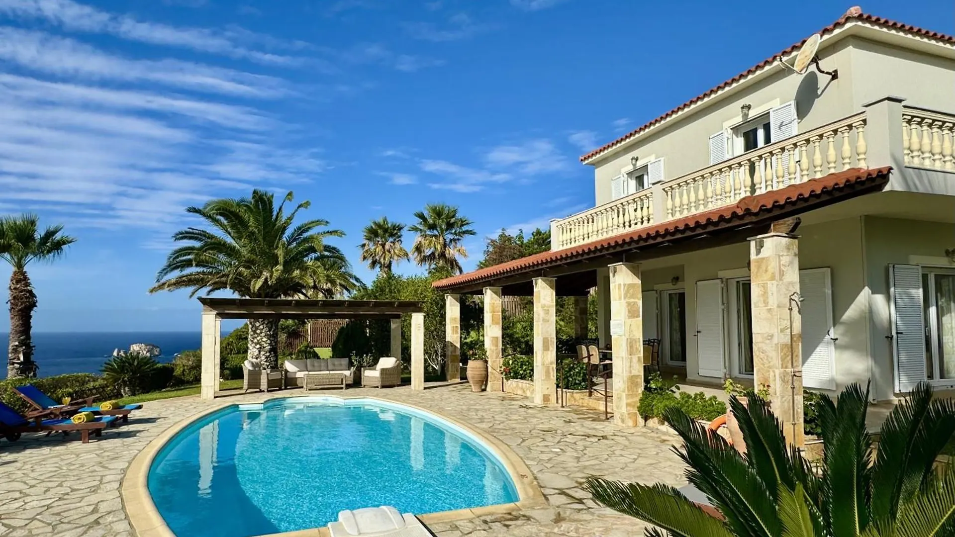Villa Kephalos Spartia  Greece